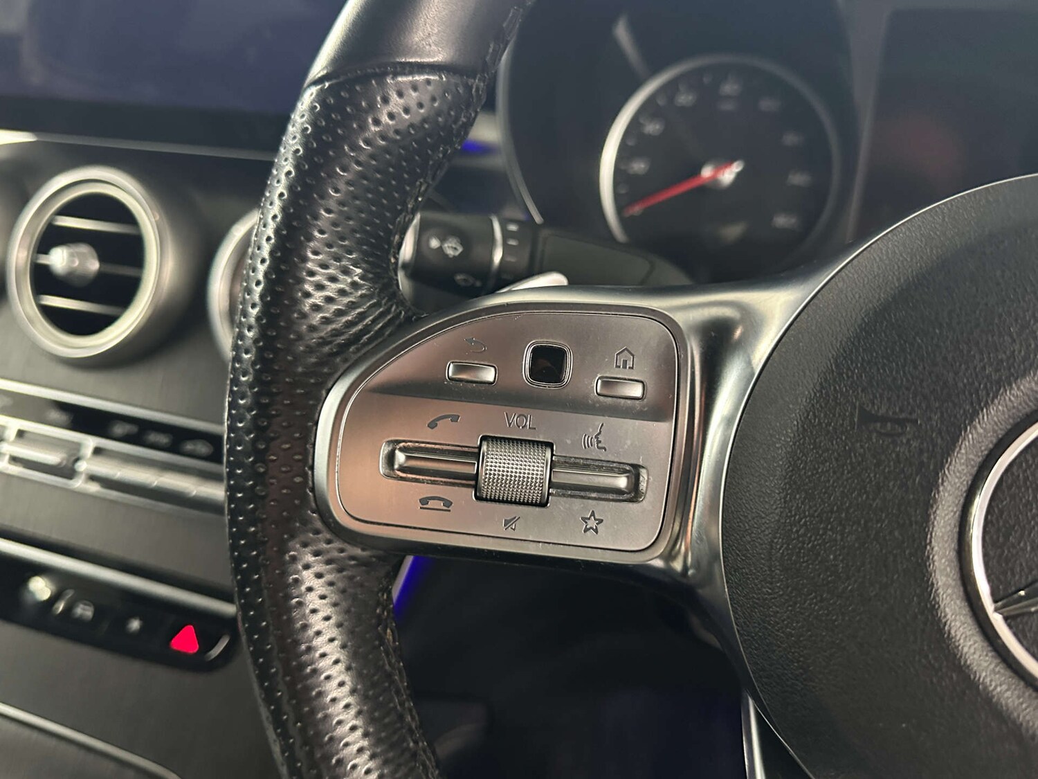 Used Mercedes-Benz GLC 2020 for sale - 77590744: Photo 19