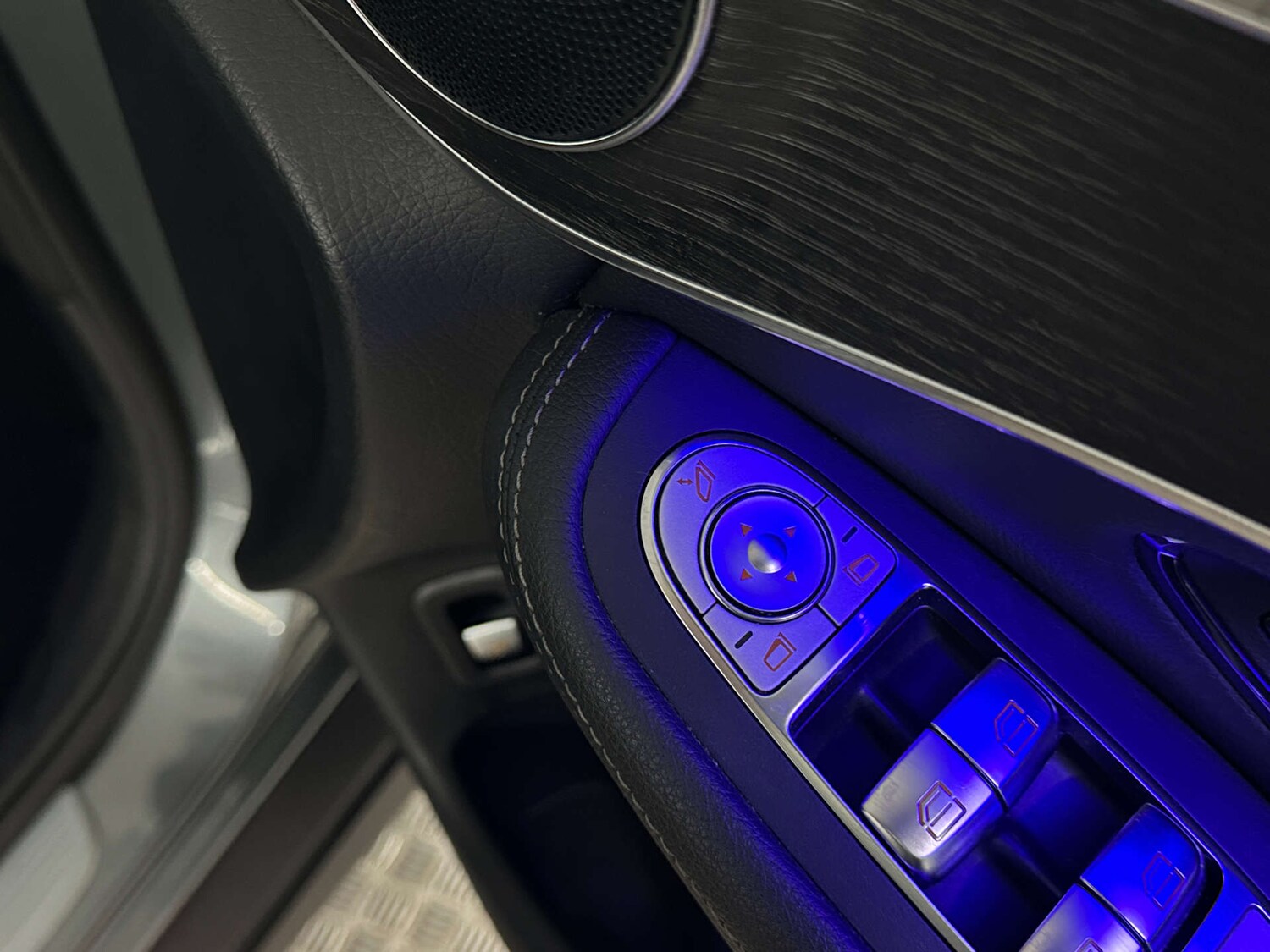 Used Mercedes-Benz GLC 2020 for sale - 77590744: Photo 28