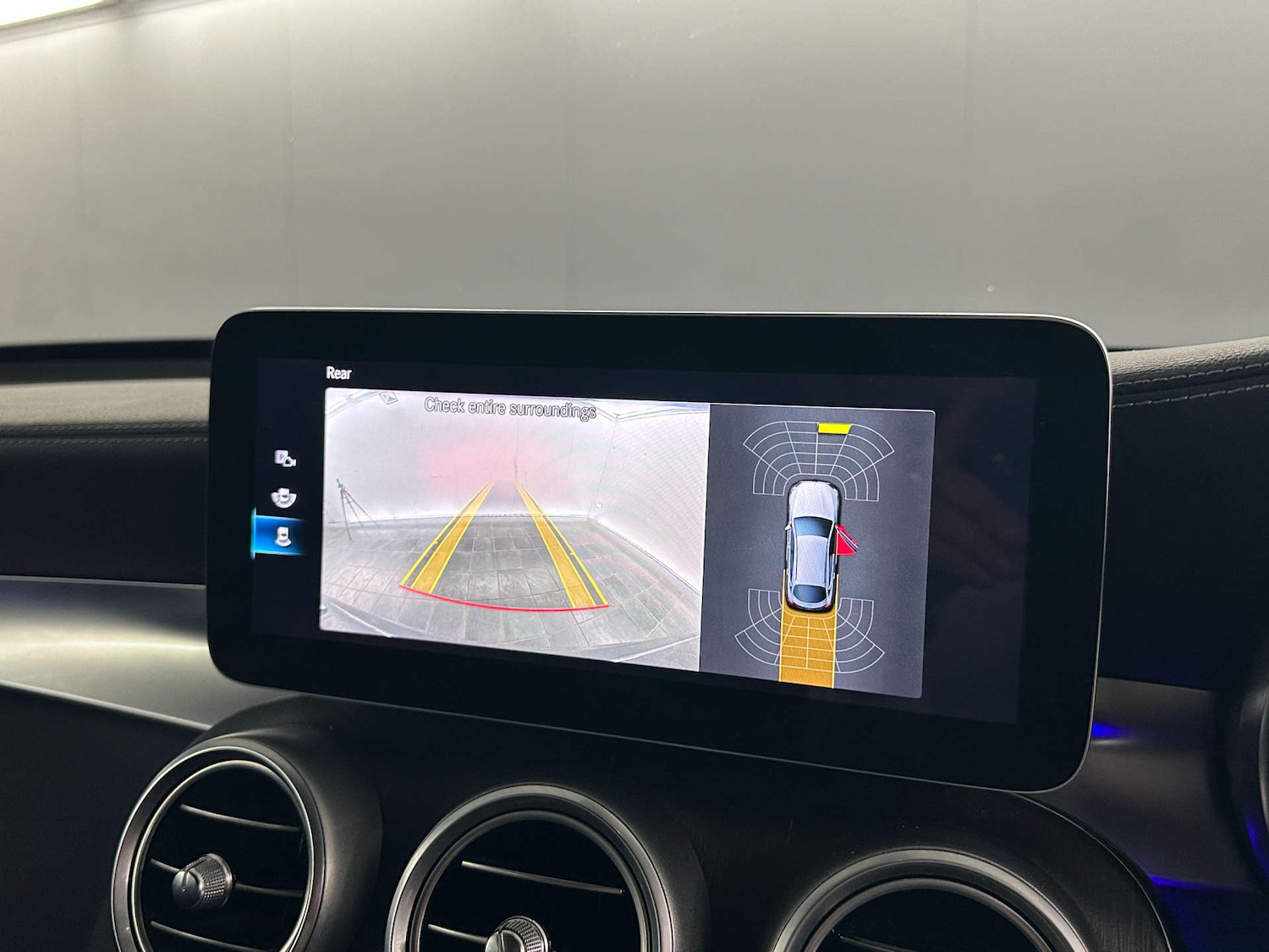 Used Mercedes-Benz GLC 2020 for sale - 77590744: Photo 3