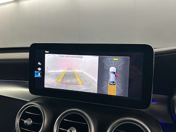 Used Mercedes-Benz GLC 2020 for sale - 77590744: Photo