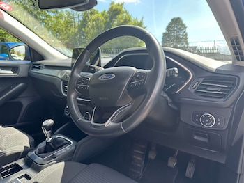 Used Ford Focus 2019 for sale - 78819548: Photo