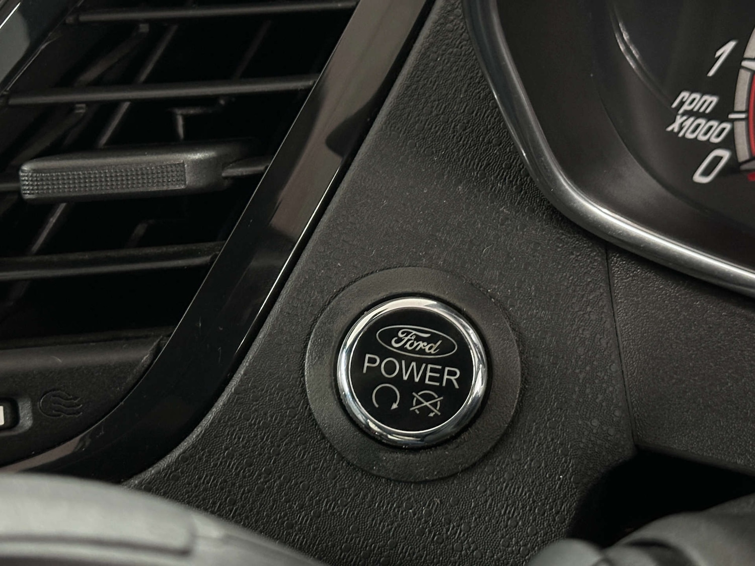 Used Ford Fiesta 2016 for sale - 77590769: Photo 25