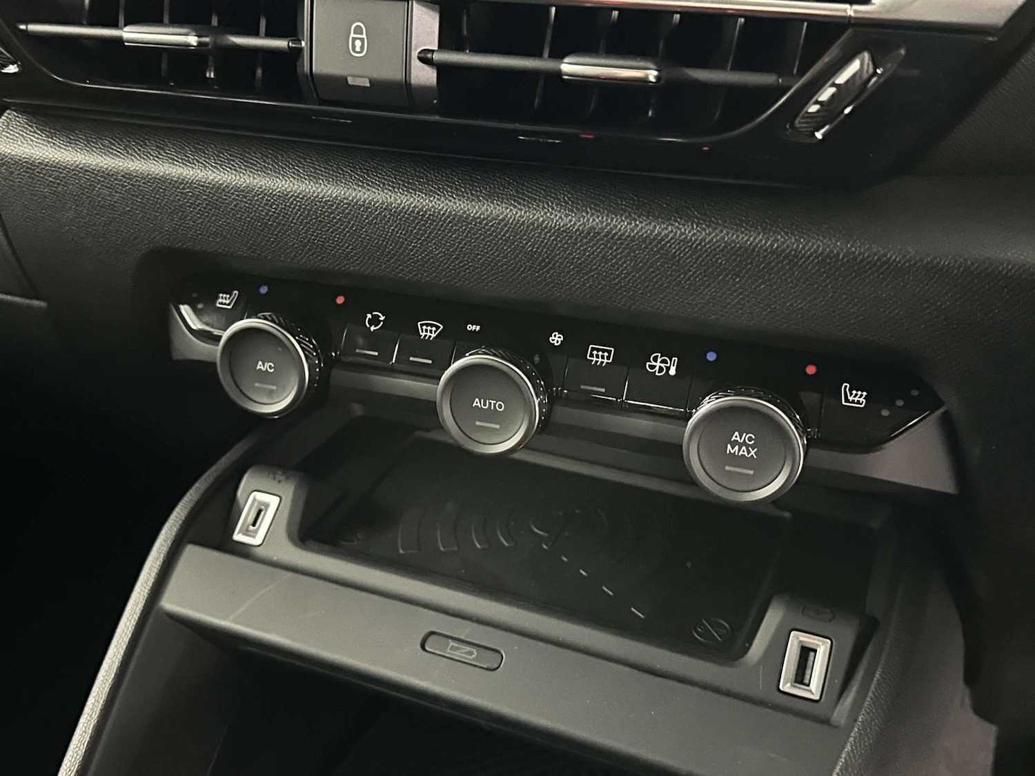 Used Citroen C4 2024 for sale - 77745551: Photo 19