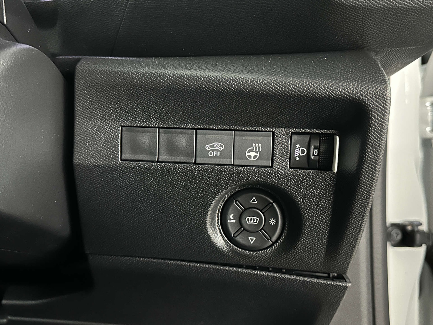 Used Citroen C4 2024 for sale - 77745557: Photo 18