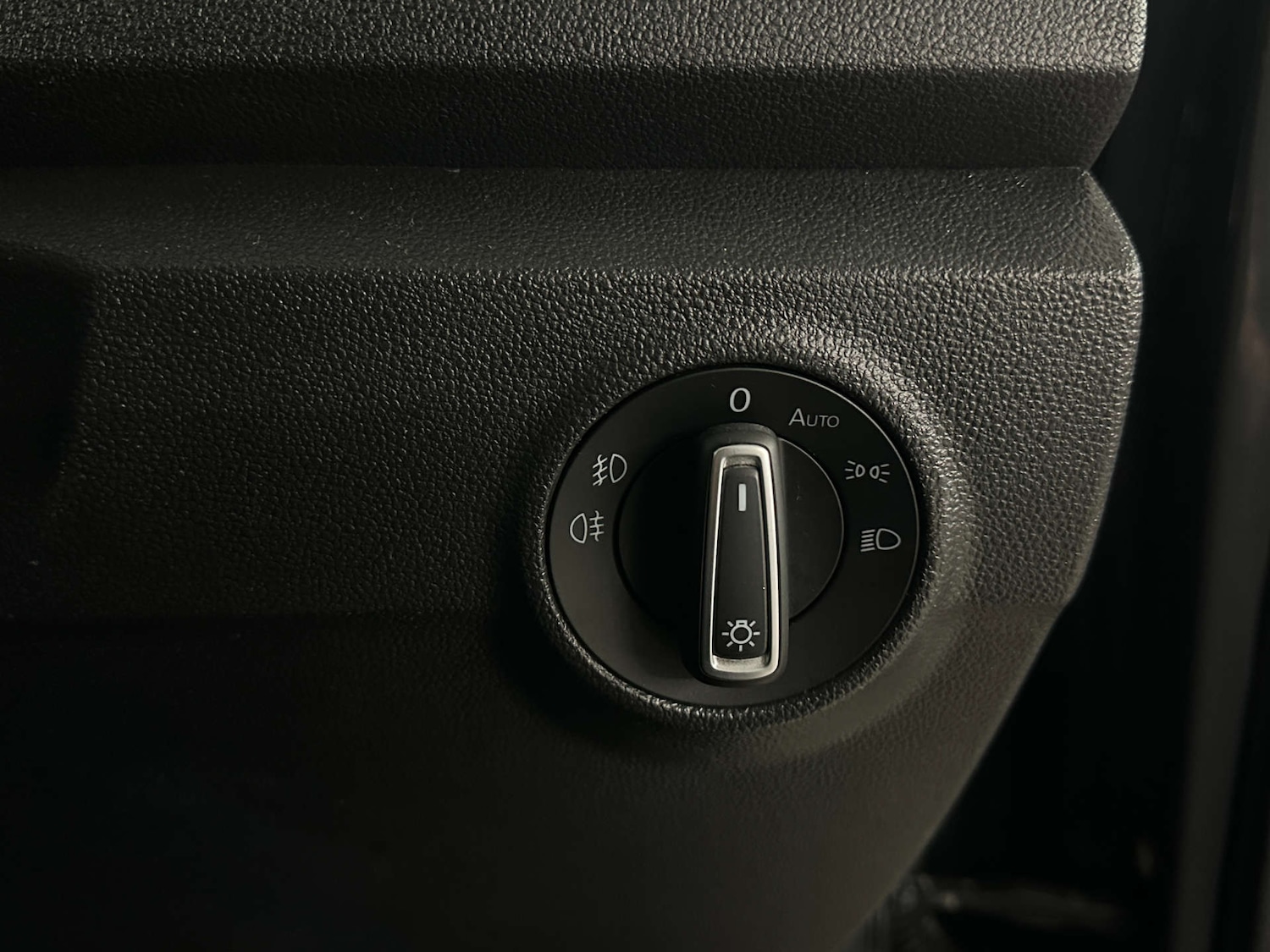 Used Volkswagen T-Roc 2021 for sale - 77590775: Photo 20