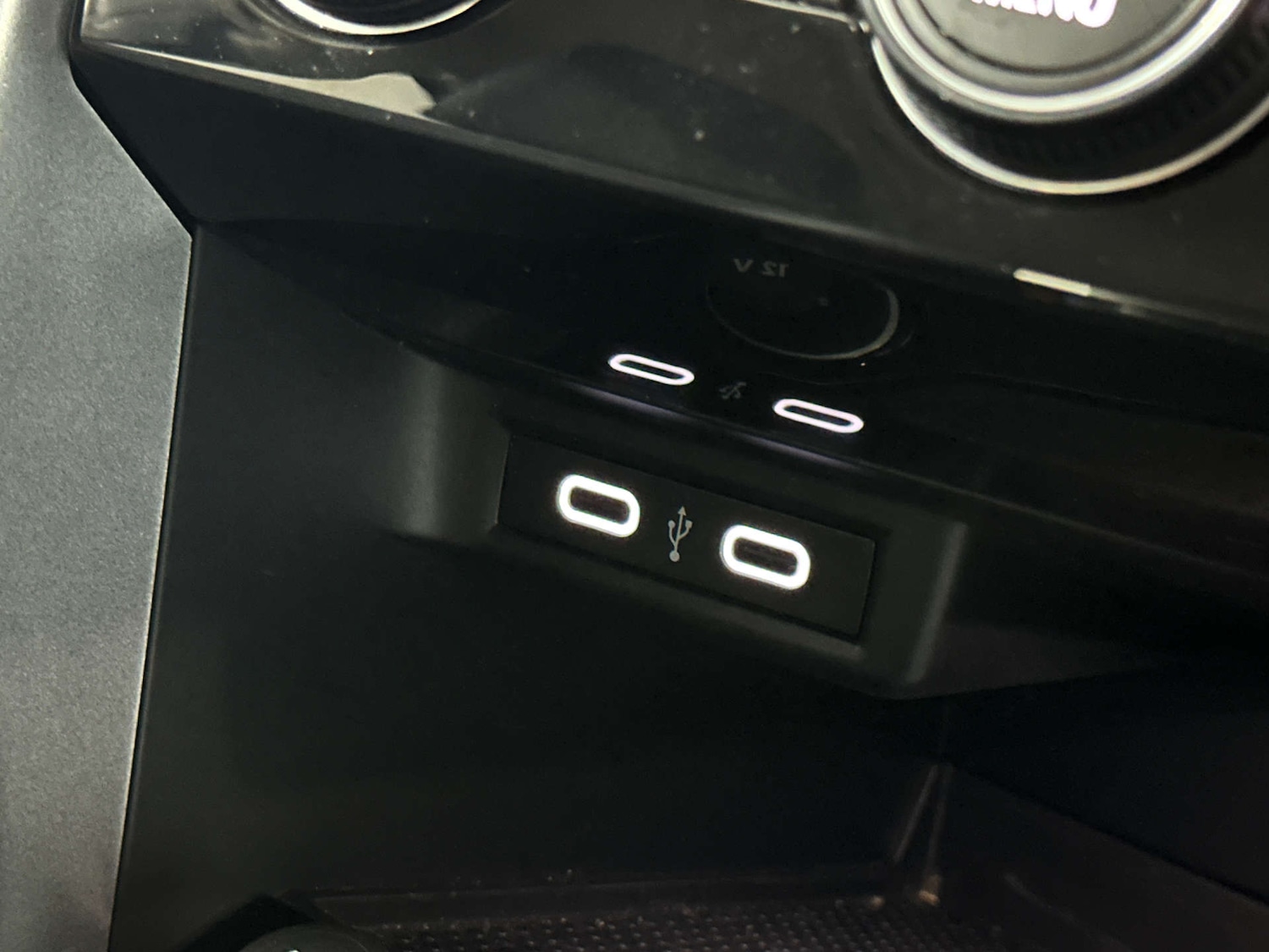 Used Volkswagen T-Roc 2021 for sale - 77590775: Photo 27