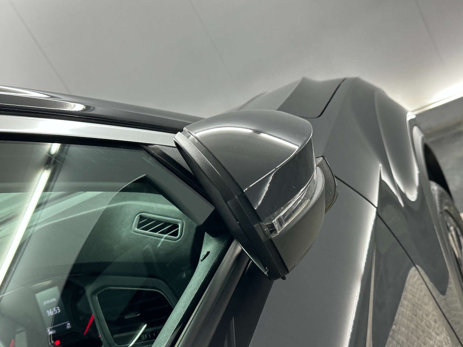 Used Volkswagen T-Roc 2021 for sale - 77590775: Photo 29