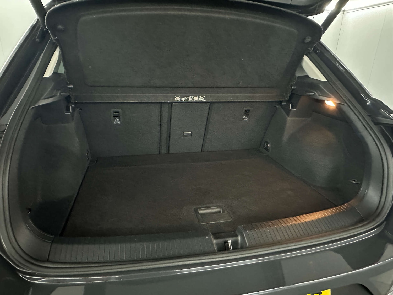 Used Volkswagen T-Roc 2021 for sale - 77590775: Photo 38