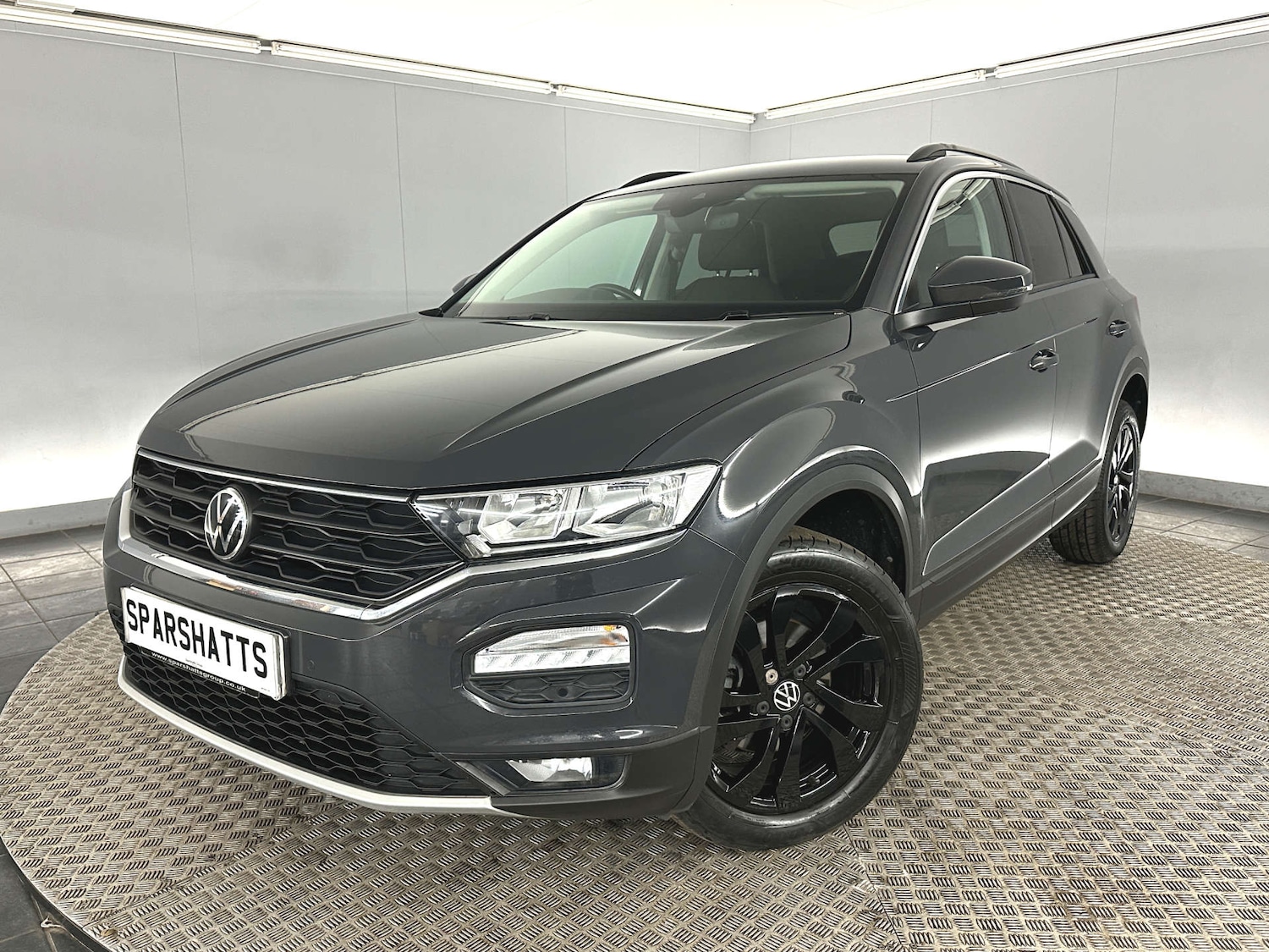 Used Volkswagen T-Roc 2021 for sale - 77590775: Photo 5