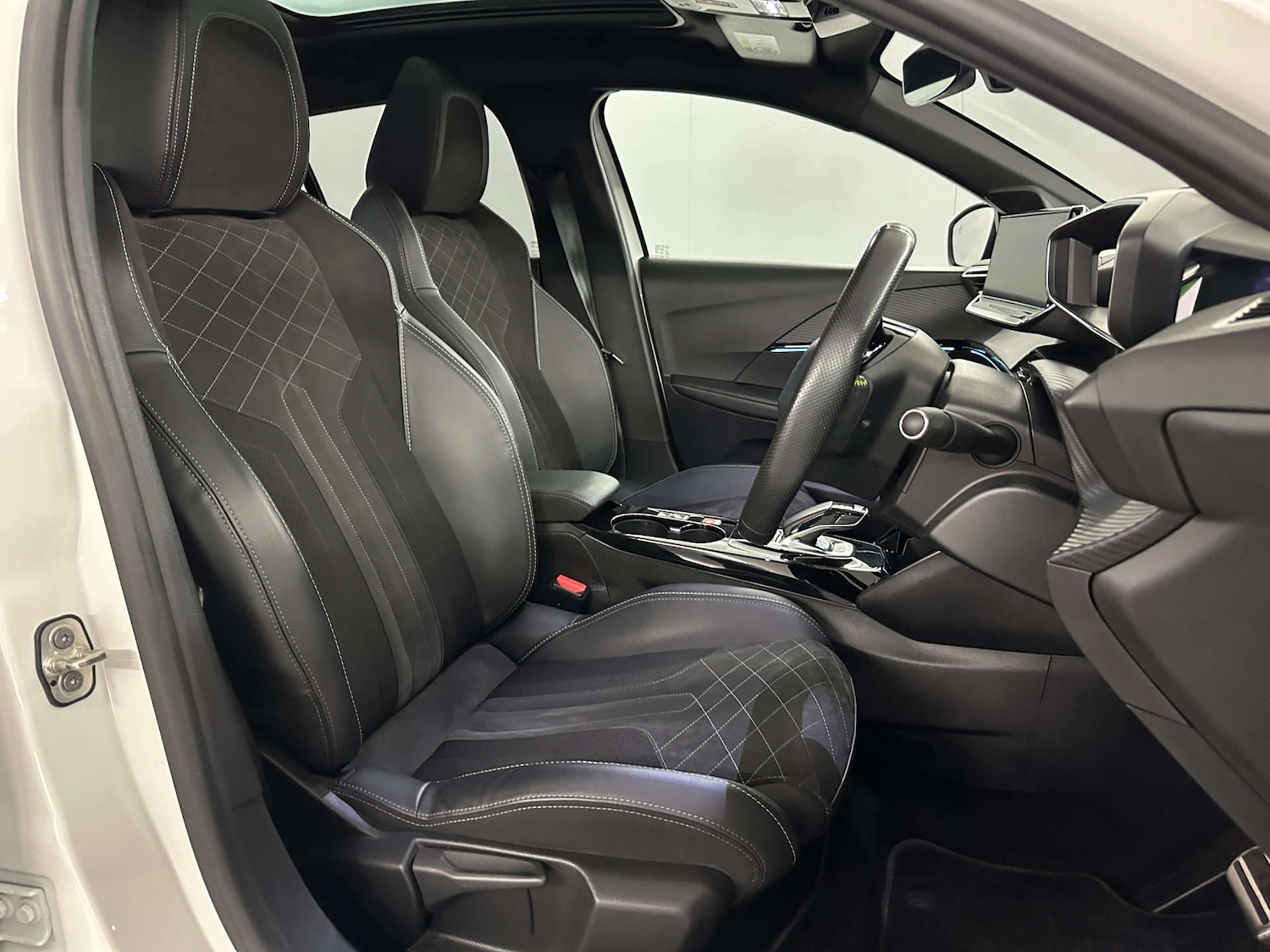 Used Peugeot 208 2021 for sale - 77590792: Photo 10