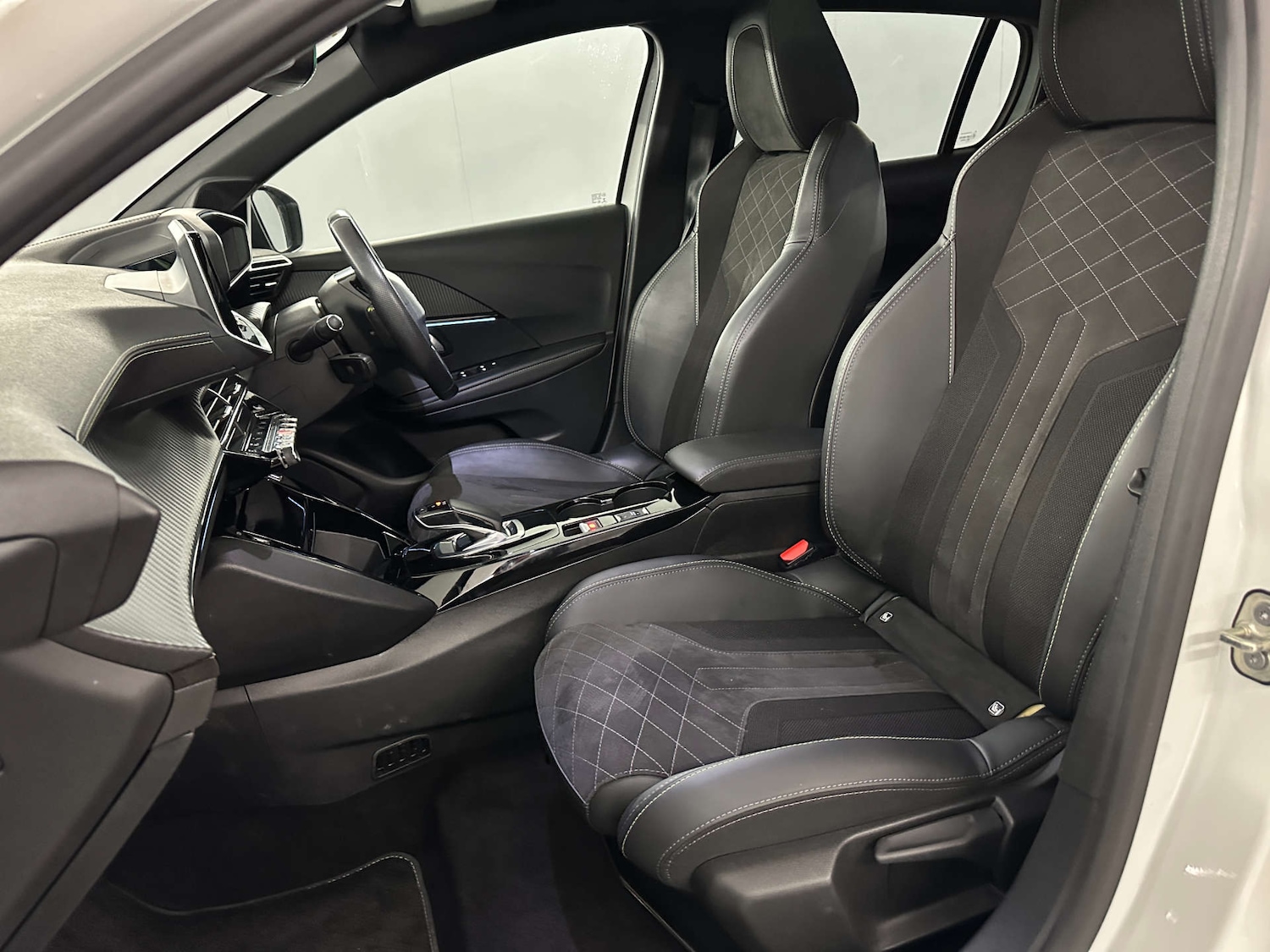 Used Peugeot 208 2021 for sale - 77590792: Photo 12