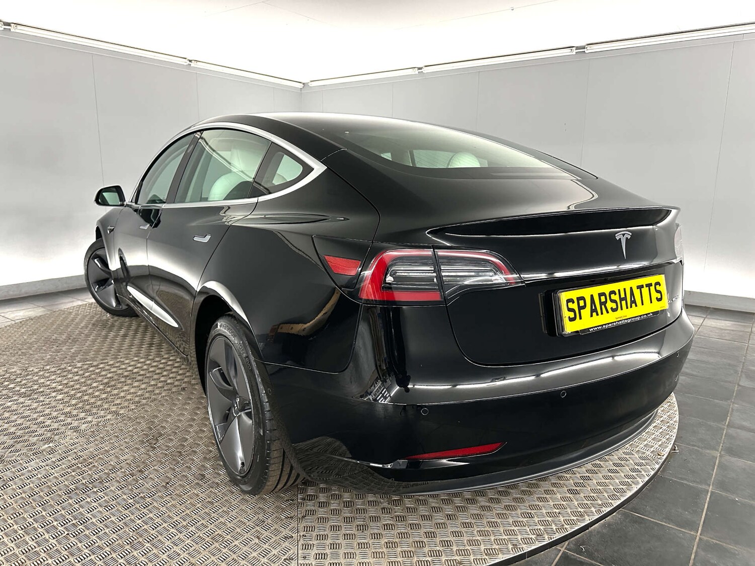 Used Tesla Model 3 2019 for sale - 77745414: Photo 8