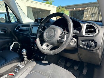 Used Jeep Renegade 2015 for sale - 78851430: Photo