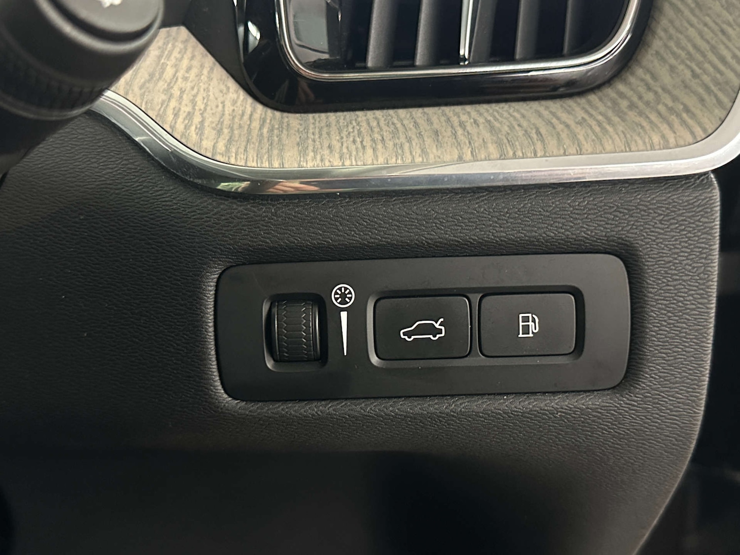 Used Volvo XC60 2022 for sale - 77652988: Photo 21