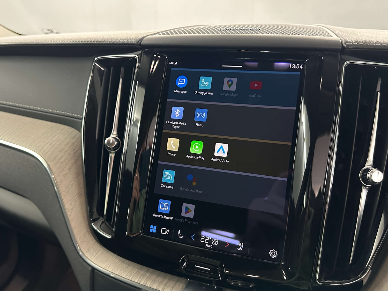 Used Volvo XC60 2022 for sale - 77652988: Photo 27