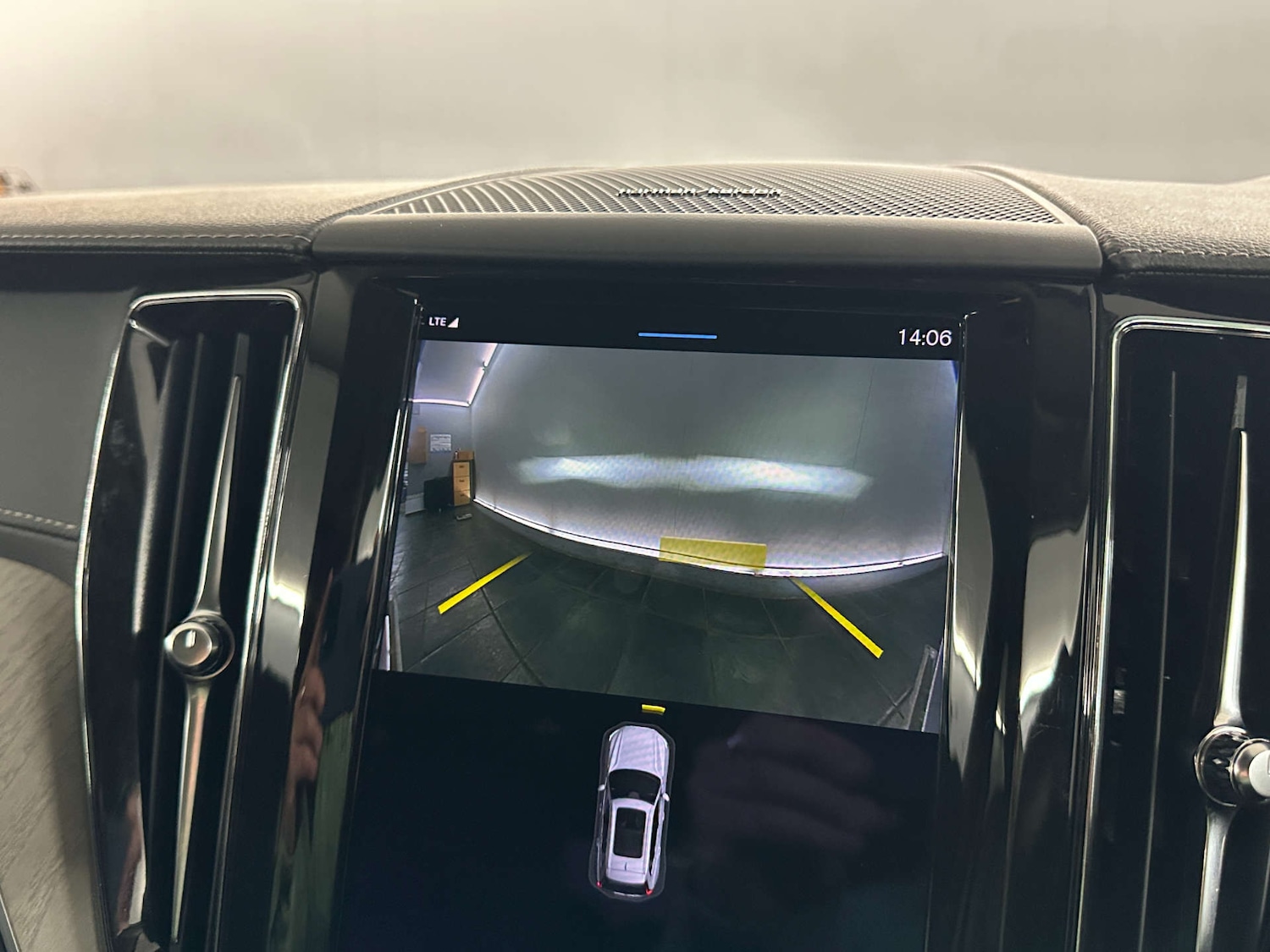 Used Volvo XC60 2022 for sale - 77652988: Photo 32