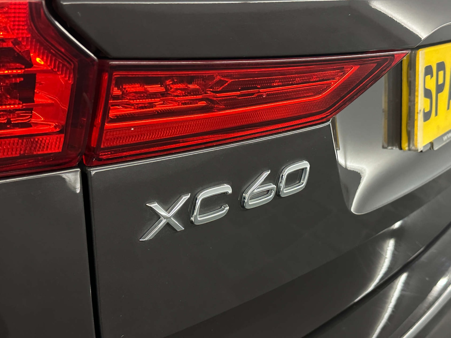 Used Volvo XC60 2022 for sale - 77652988: Photo 43