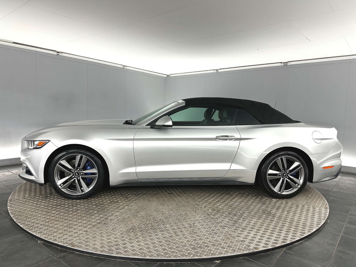 Used Ford Mustang 2016 for sale - 77590791: Photo 13