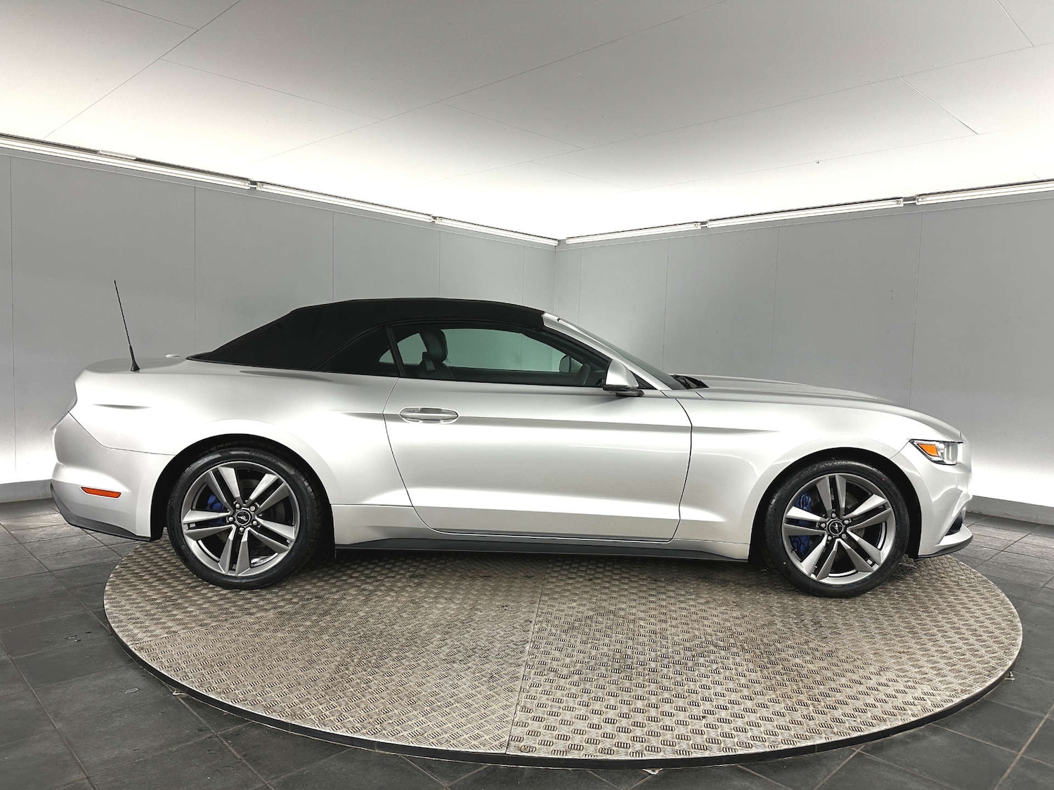 Used Ford Mustang 2016 for sale - 77590791: Photo 17