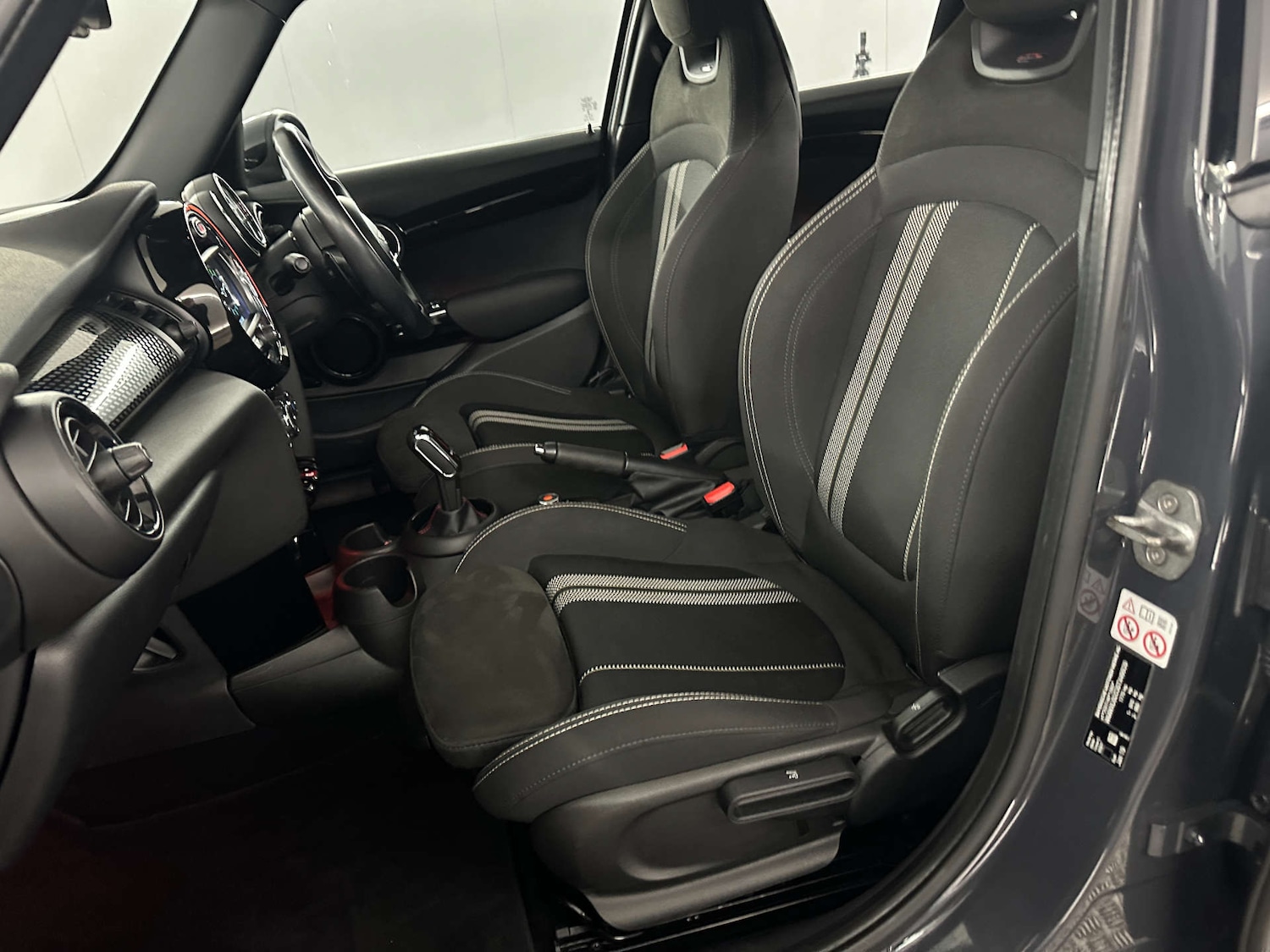 Used MINI Hatch 2019 for sale - 77749034: Photo 12