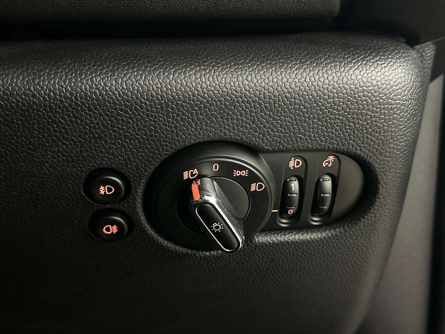 Used MINI Hatch 2019 for sale - 77749034: Photo 23