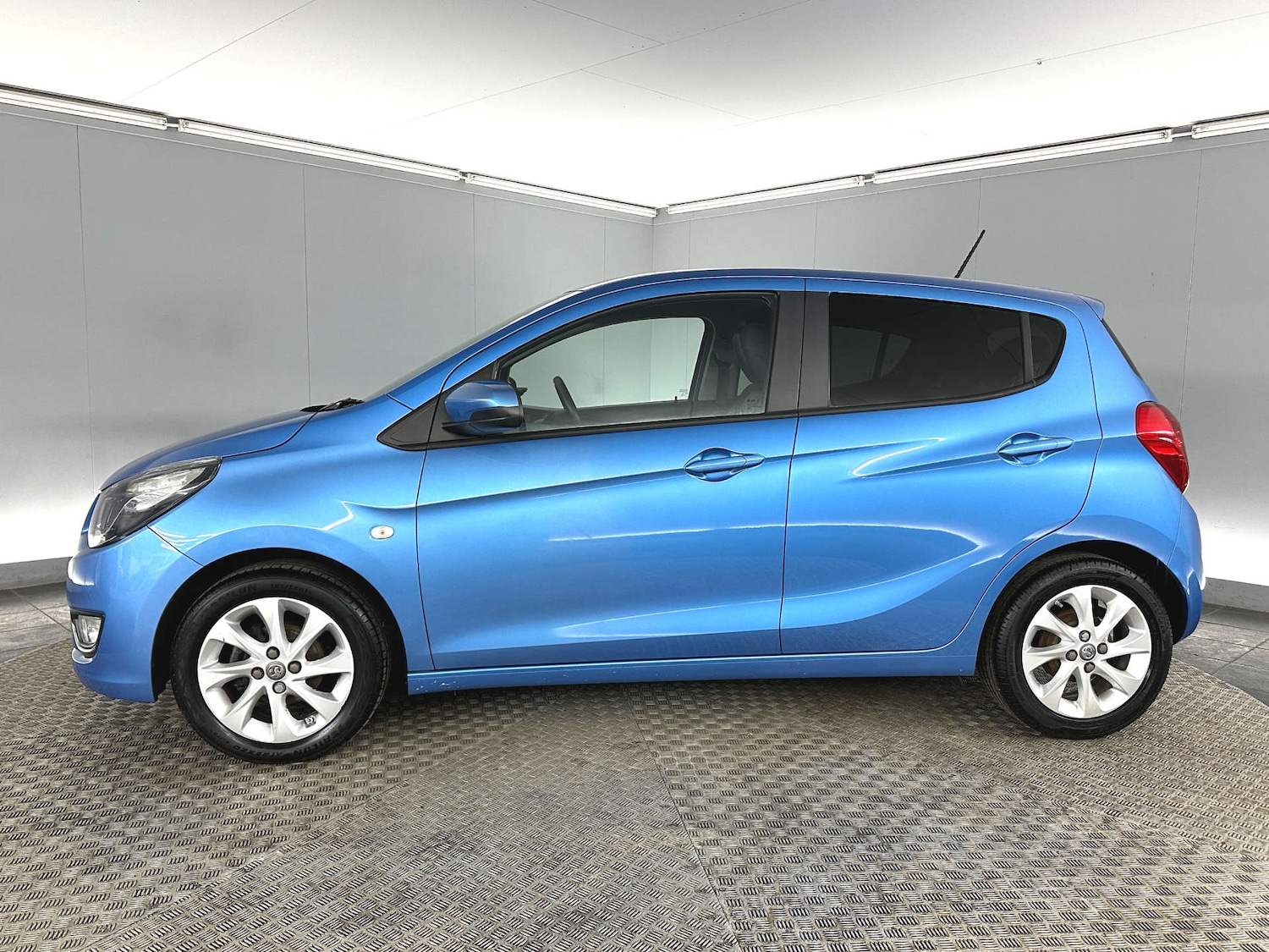 Used Vauxhall Viva 2016 for sale - 77762390: Photo 4