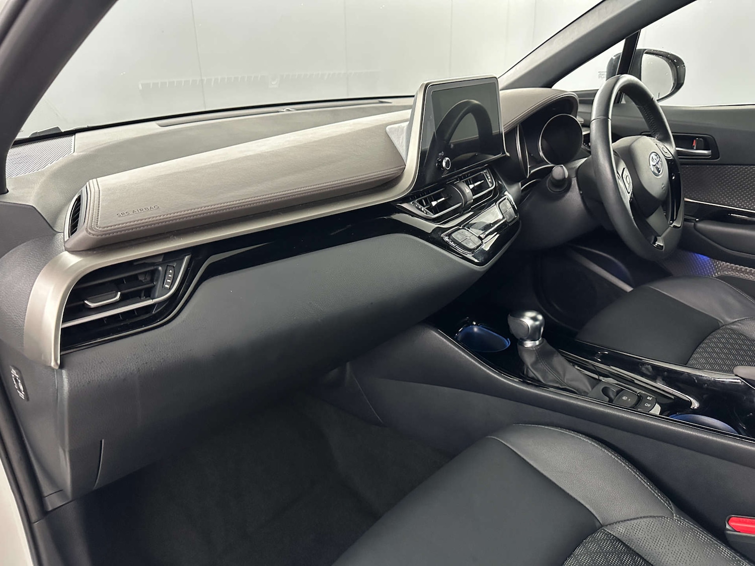 Used Toyota C-HR 2023 for sale - 77590735: Photo 13