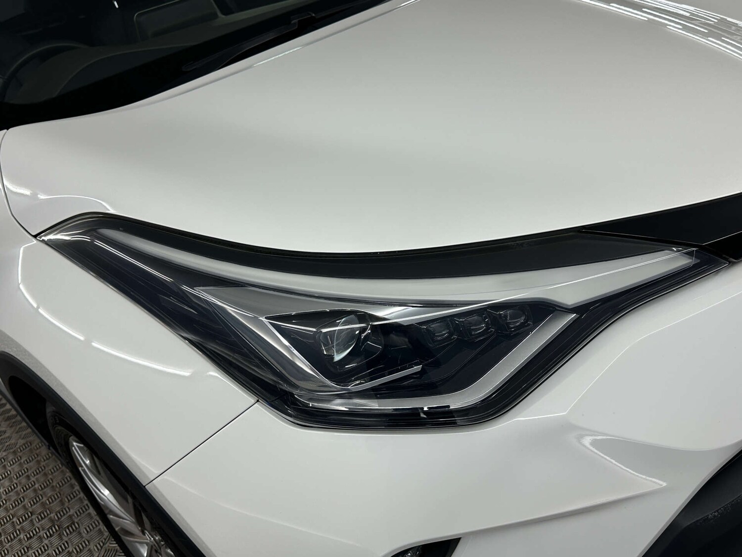 Used Toyota C-HR 2023 for sale - 77590735: Photo 27