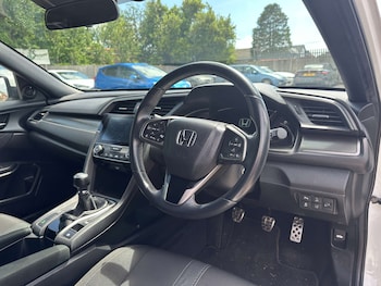 Used Honda Civic 2018 for sale - 78817292: Photo