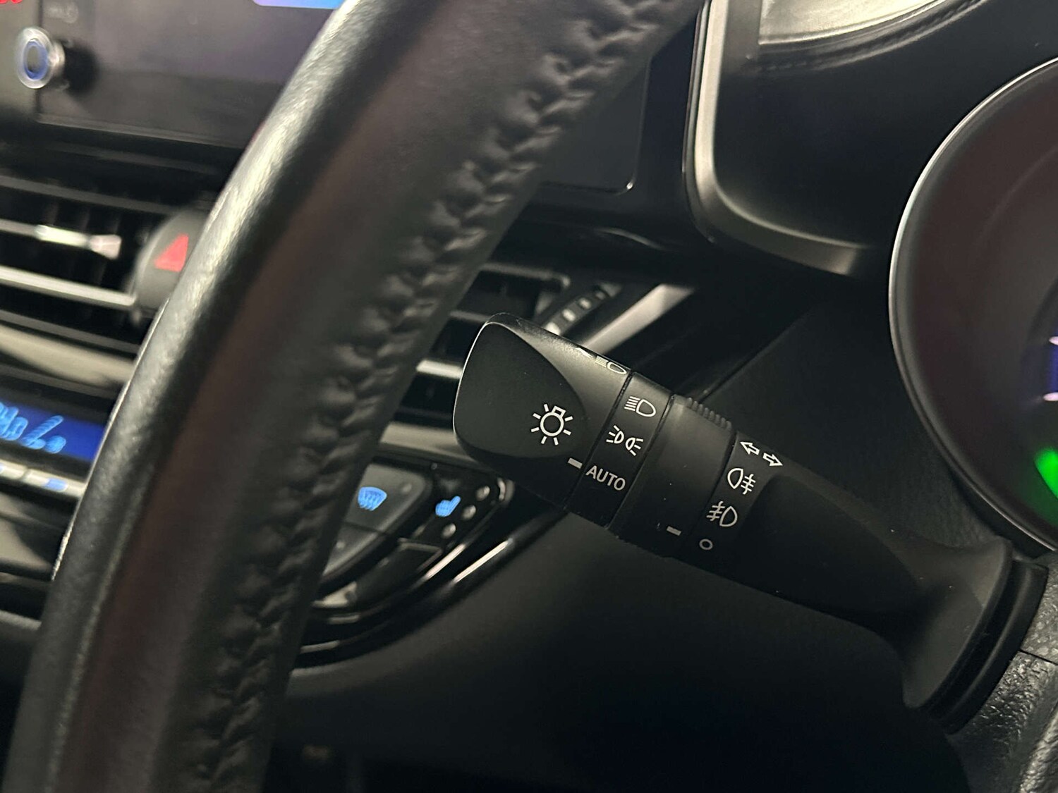 Used Toyota C-HR 2022 for sale - 77745556: Photo 20