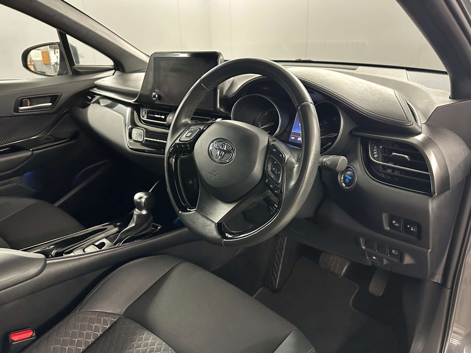 Used Toyota C-HR 2022 for sale - 77745556: Photo 9