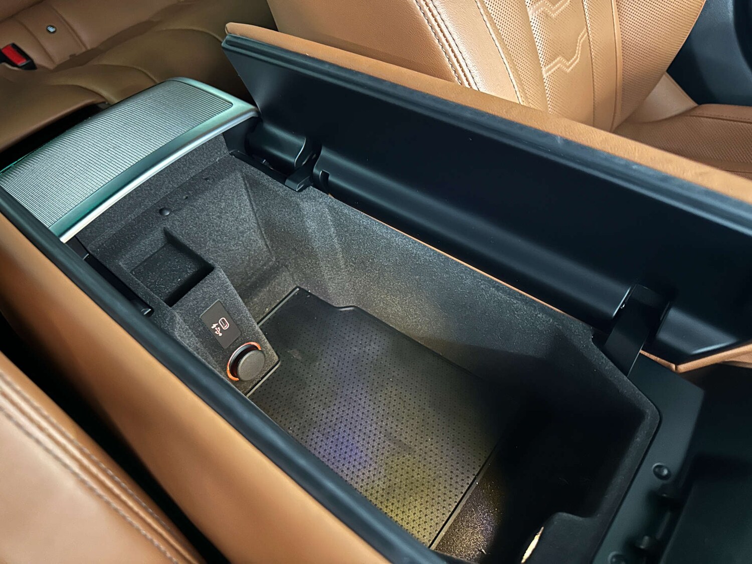 Used BMW 8 Series 2020 for sale - 77590745: Photo 35