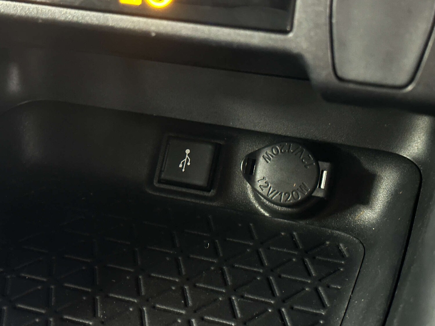 Used Toyota RAV4 2021 for sale - 77745636: Photo 29