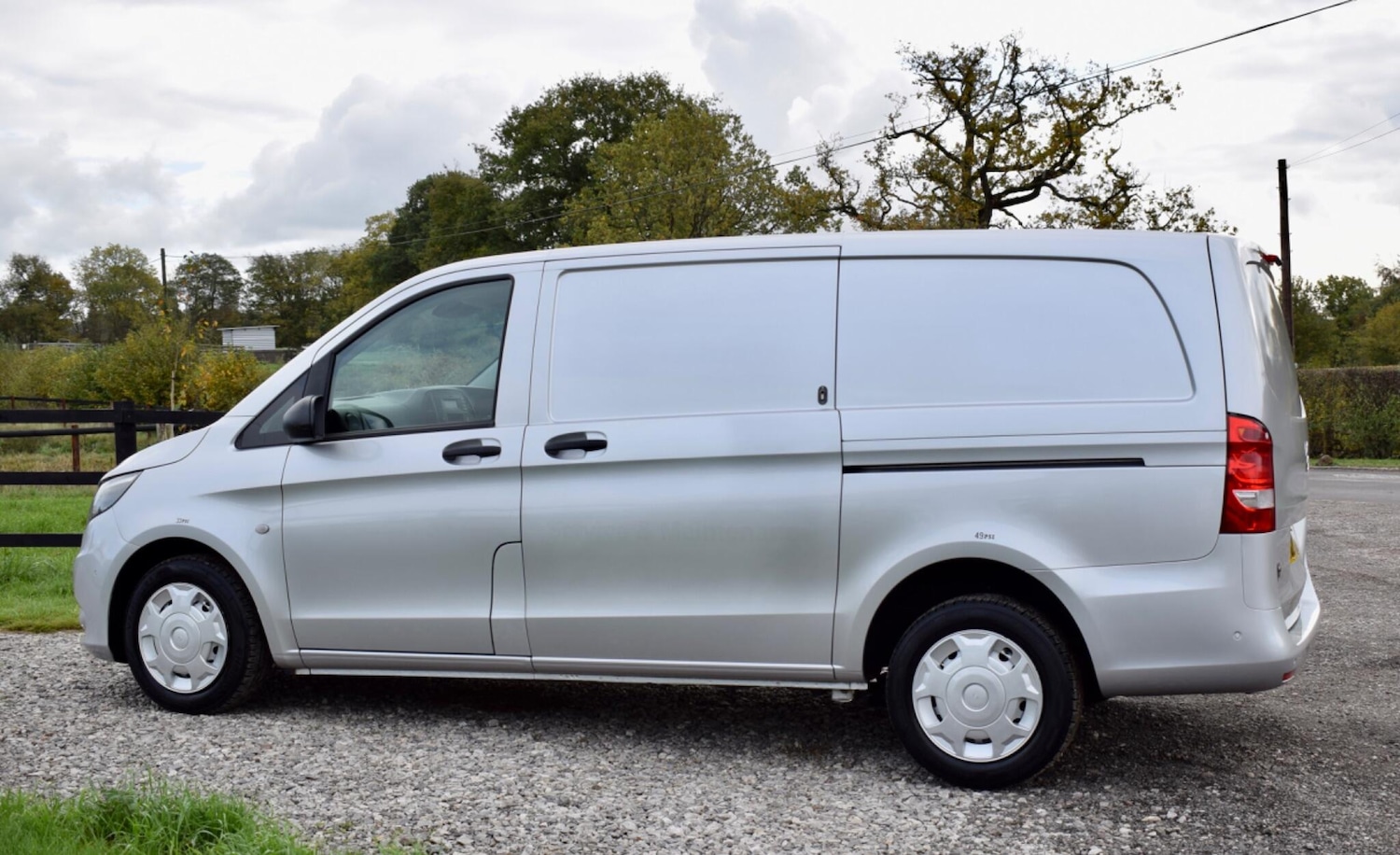 Used Mercedes-Benz Vito 2020 for sale - 77909601: Photo 10