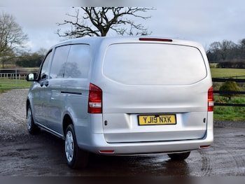 Used Mercedes-Benz Vito 2019 for sale - 77784408: Photo