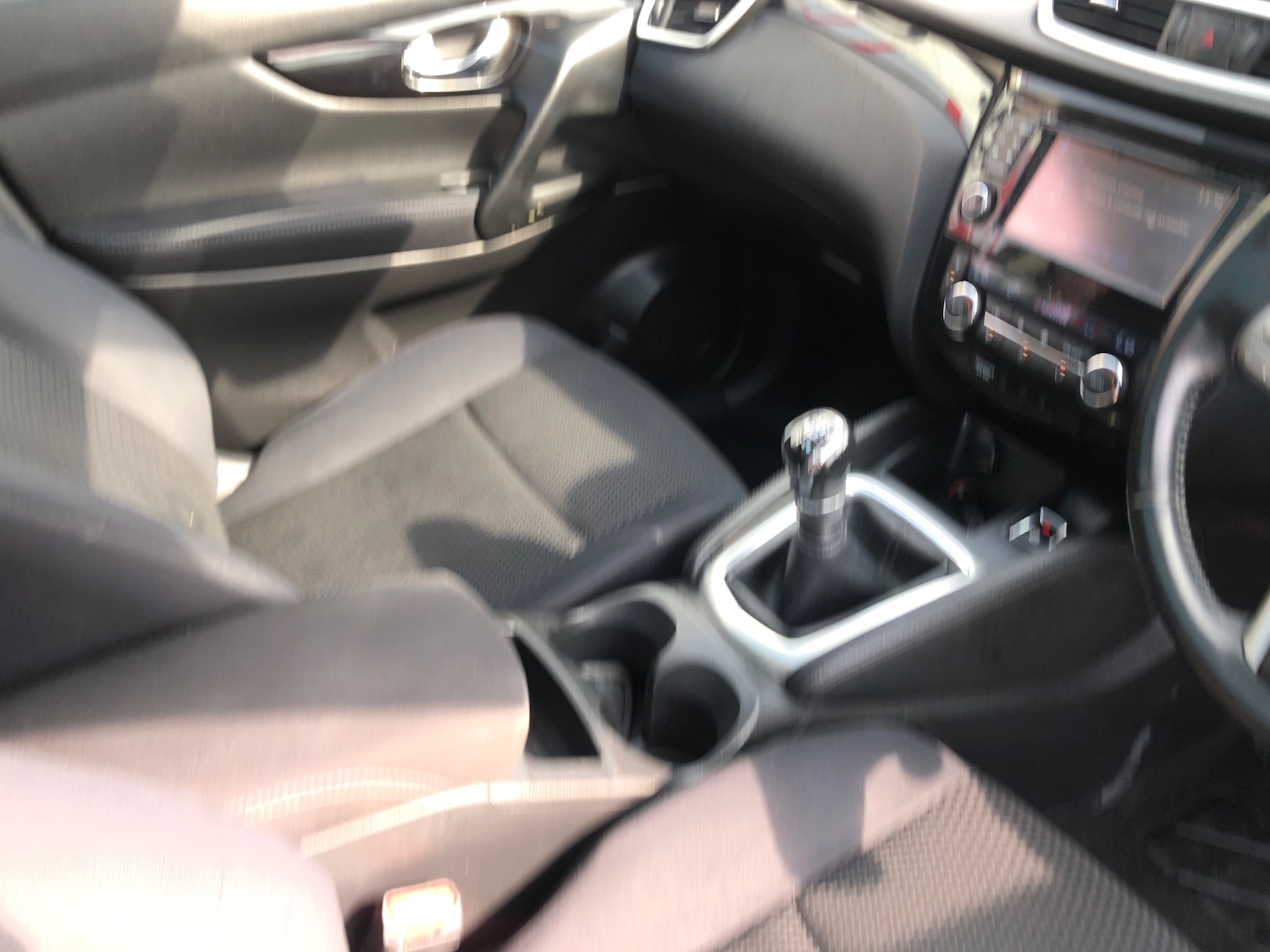 Used Nissan Qashqai 2015 for sale - 77989813: Photo 9