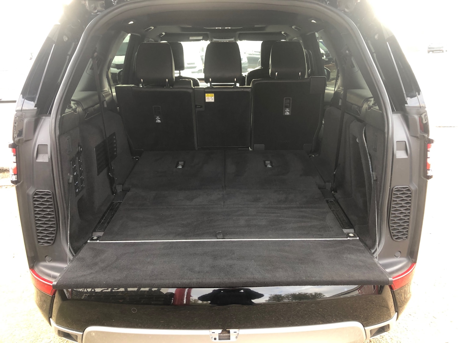 Used Land Rover Discovery 2019 for sale - 76341058: Photo 17