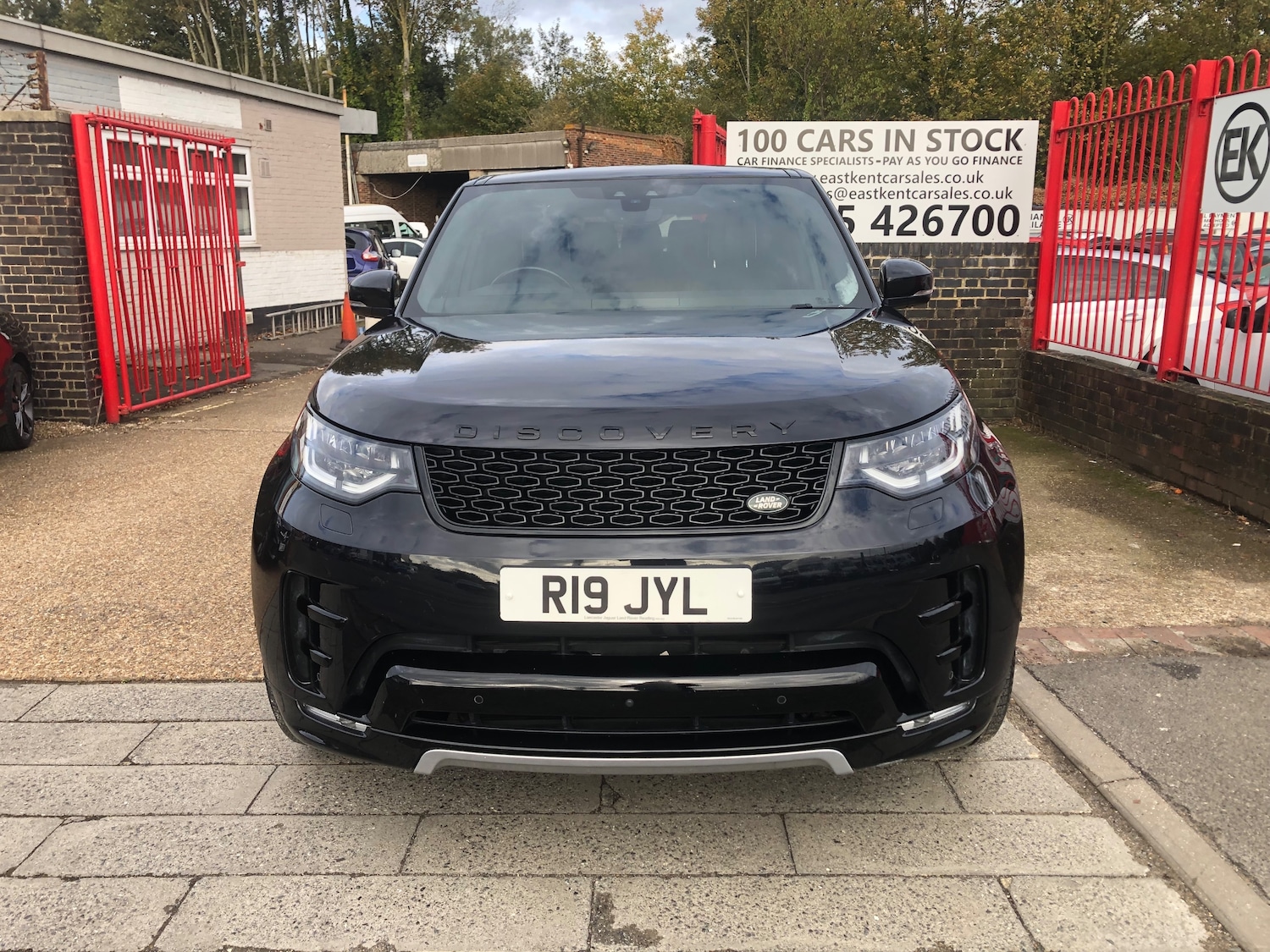 Used Land Rover Discovery 2019 for sale - 76341058: Photo 2