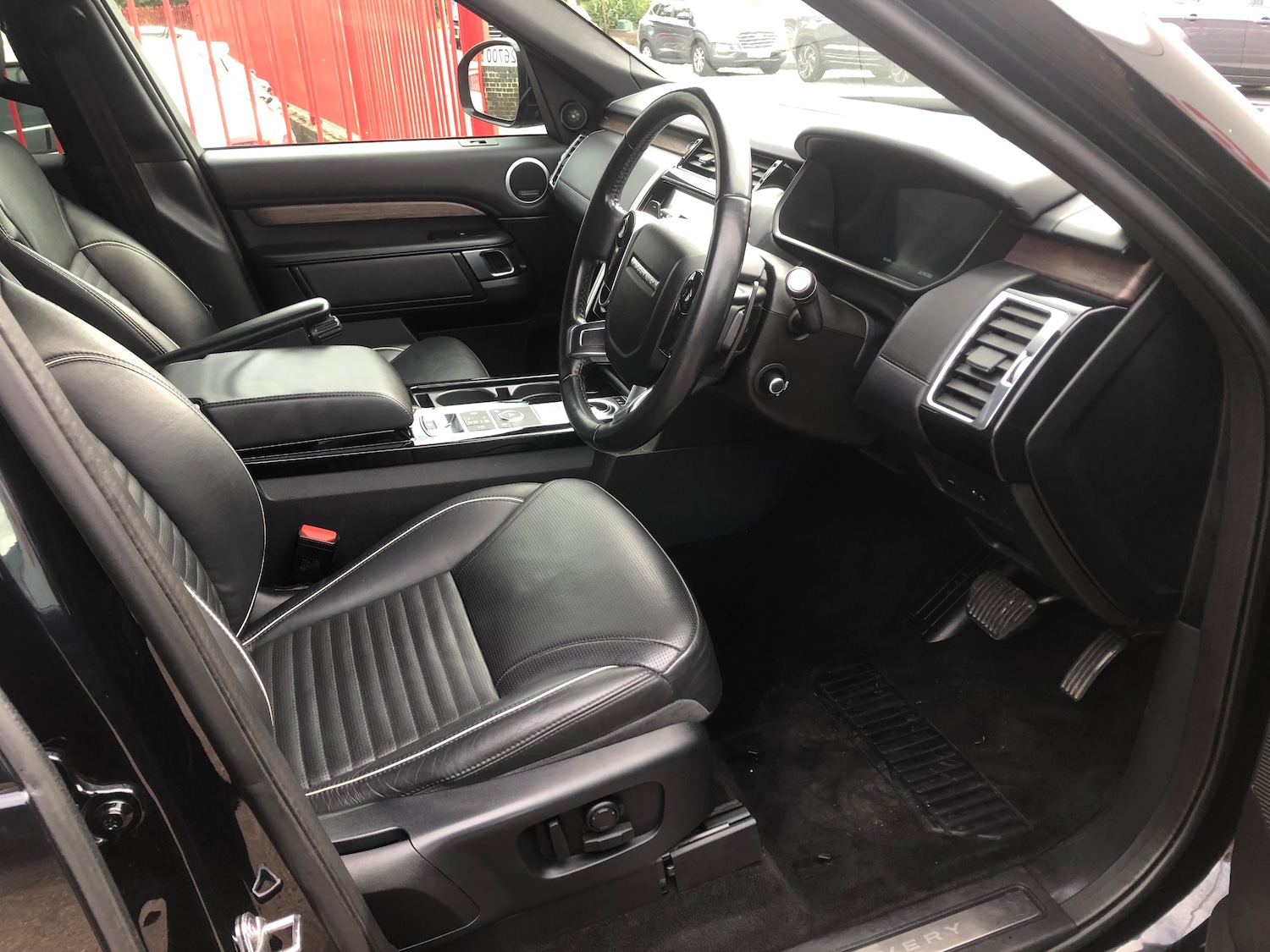 Used Land Rover Discovery 2019 for sale - 76341058: Photo 9