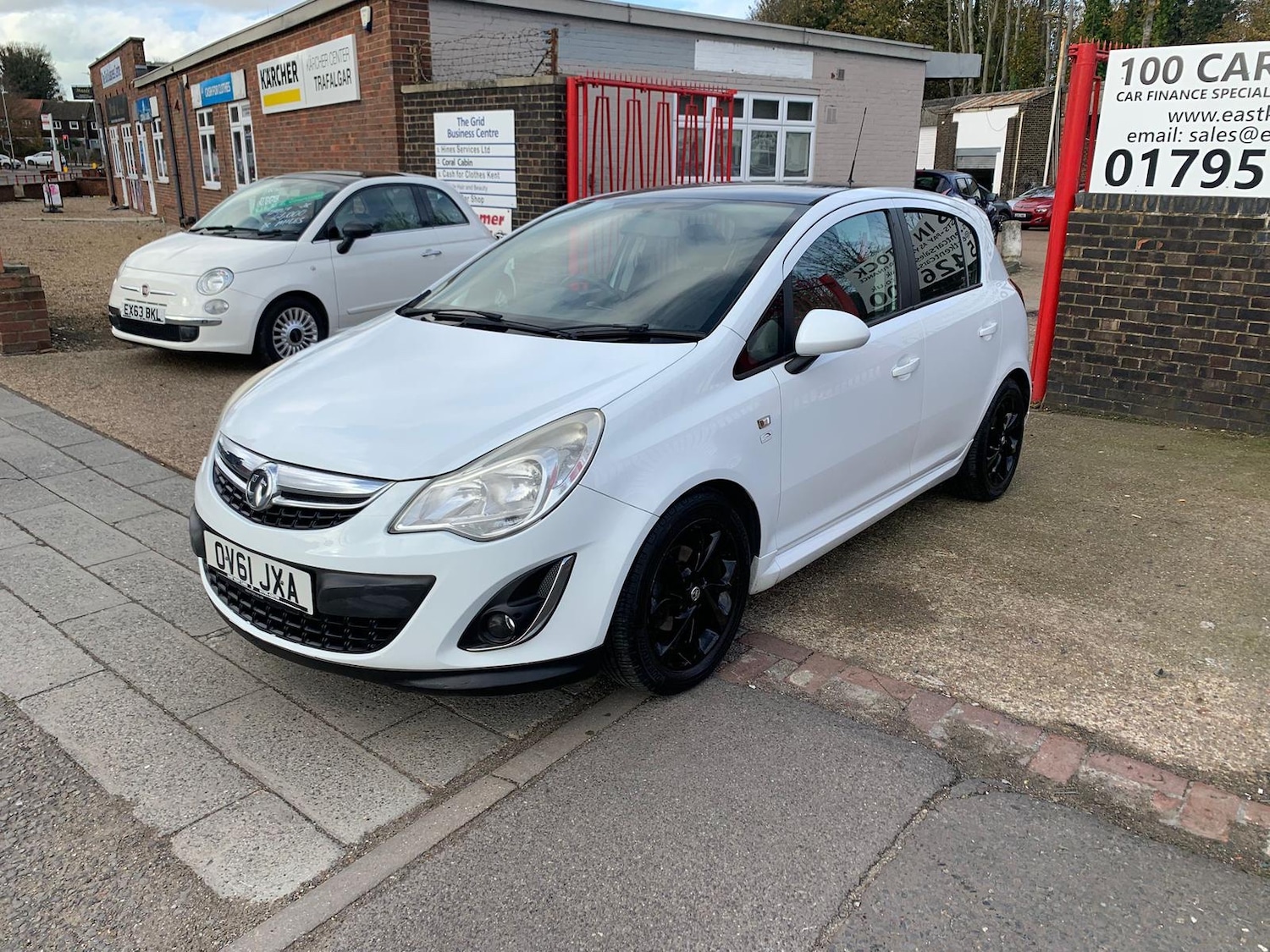 Used Vauxhall Corsa 2011 for sale - 76577433: Photo 3