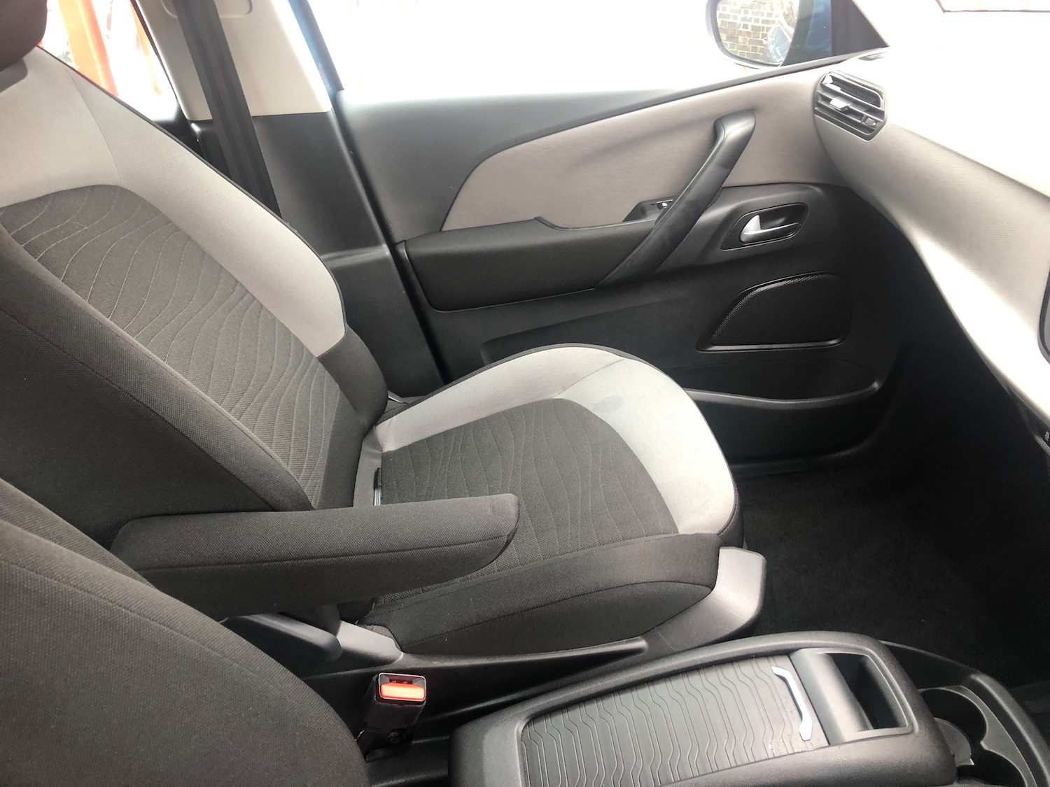 Used Citroen C4 Picasso 2013 for sale - 77665994: Photo 8