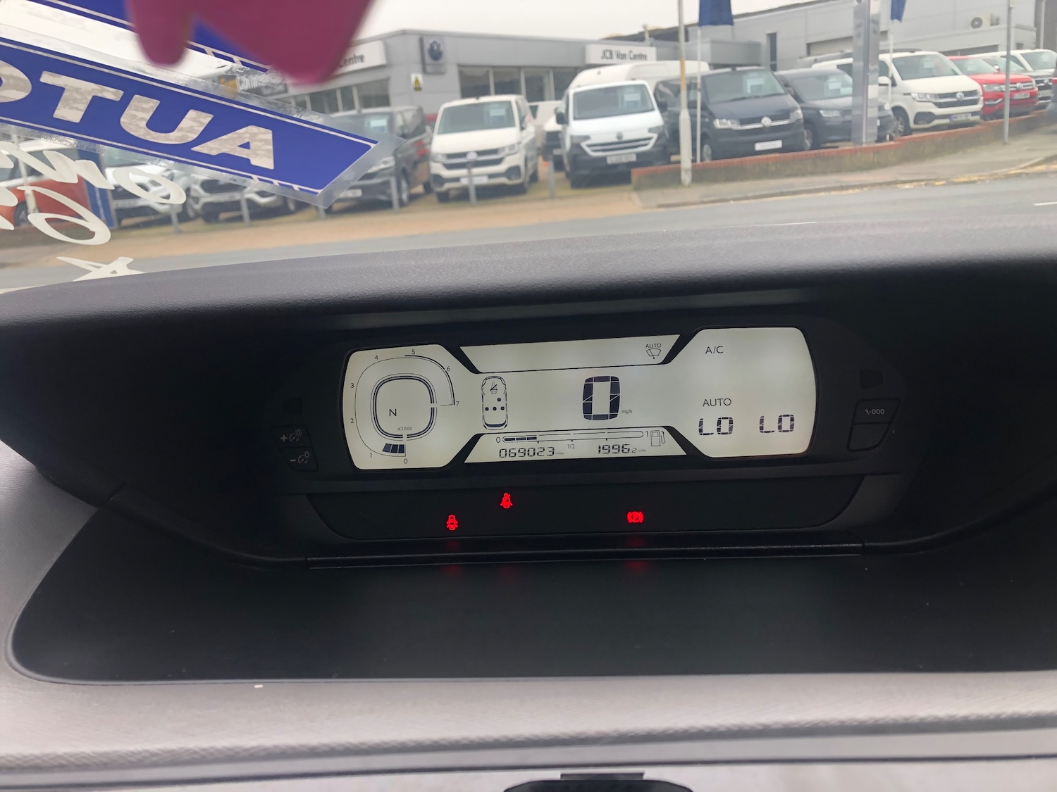 Used Citroen C4 Picasso 2013 for sale - 77665994: Photo 9