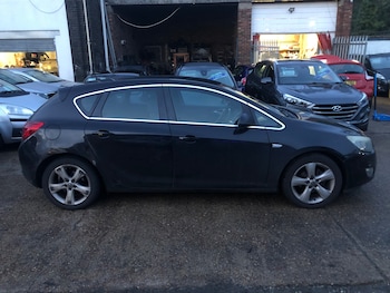 Used Vauxhall Astra 2010 for sale - 77368764: Photo