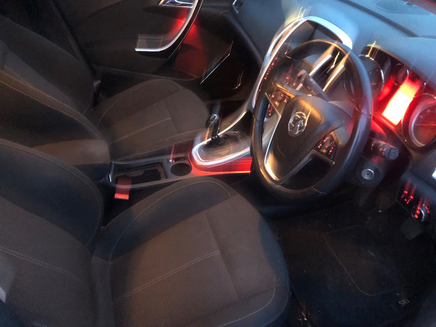 Used Vauxhall Astra for sale - 77368764: Photo 4