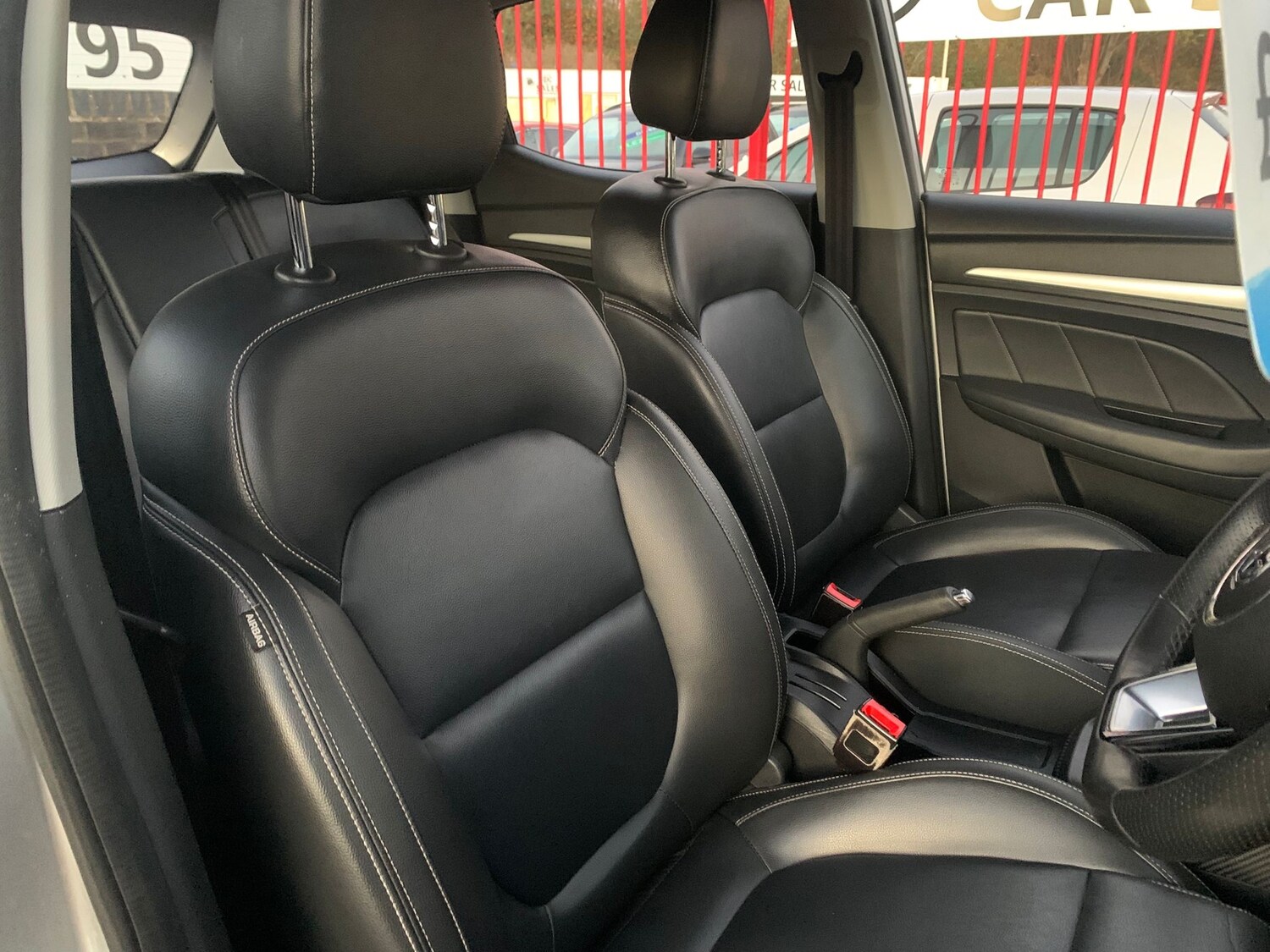 Used MG MG ZS 2017 for sale - 76896379: Photo 9