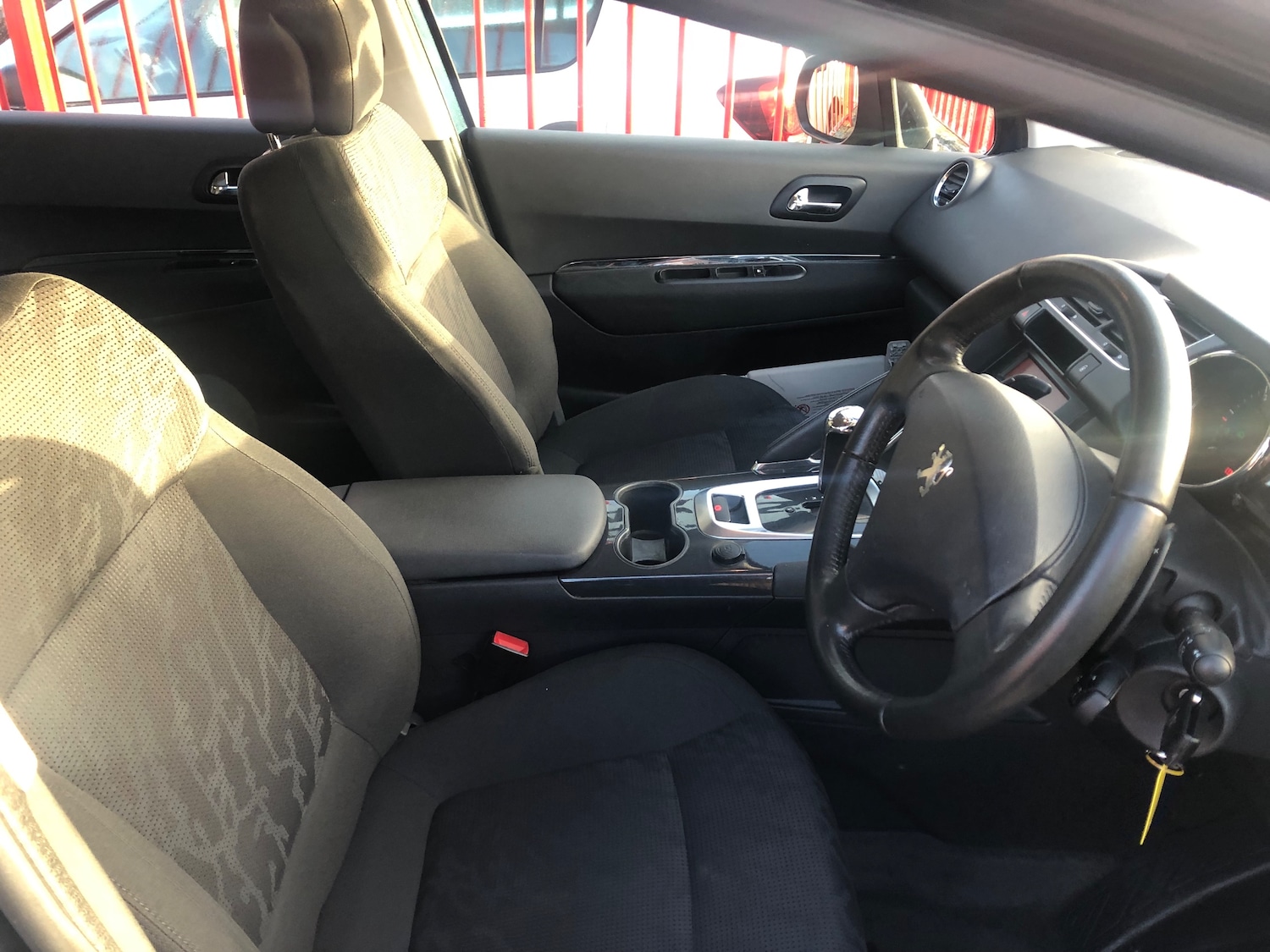 Used Peugeot 3008 2013 for sale - 77139299: Photo 8