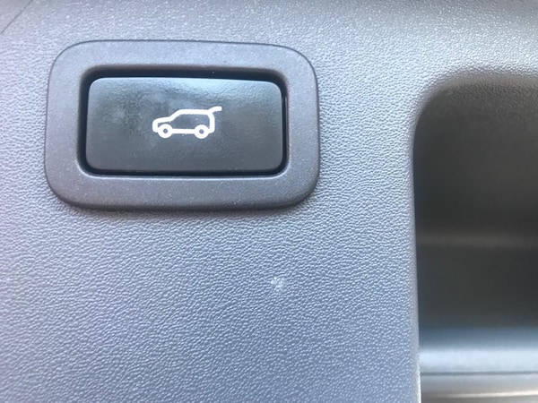 Used Land Rover Discovery Sport 2018 for sale - 73853433: Photo 17