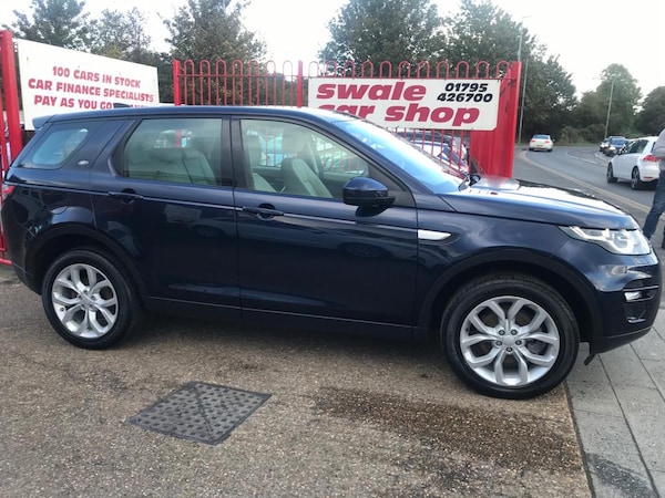 Used Land Rover Discovery Sport 2018 for sale - 73853433: Photo 2