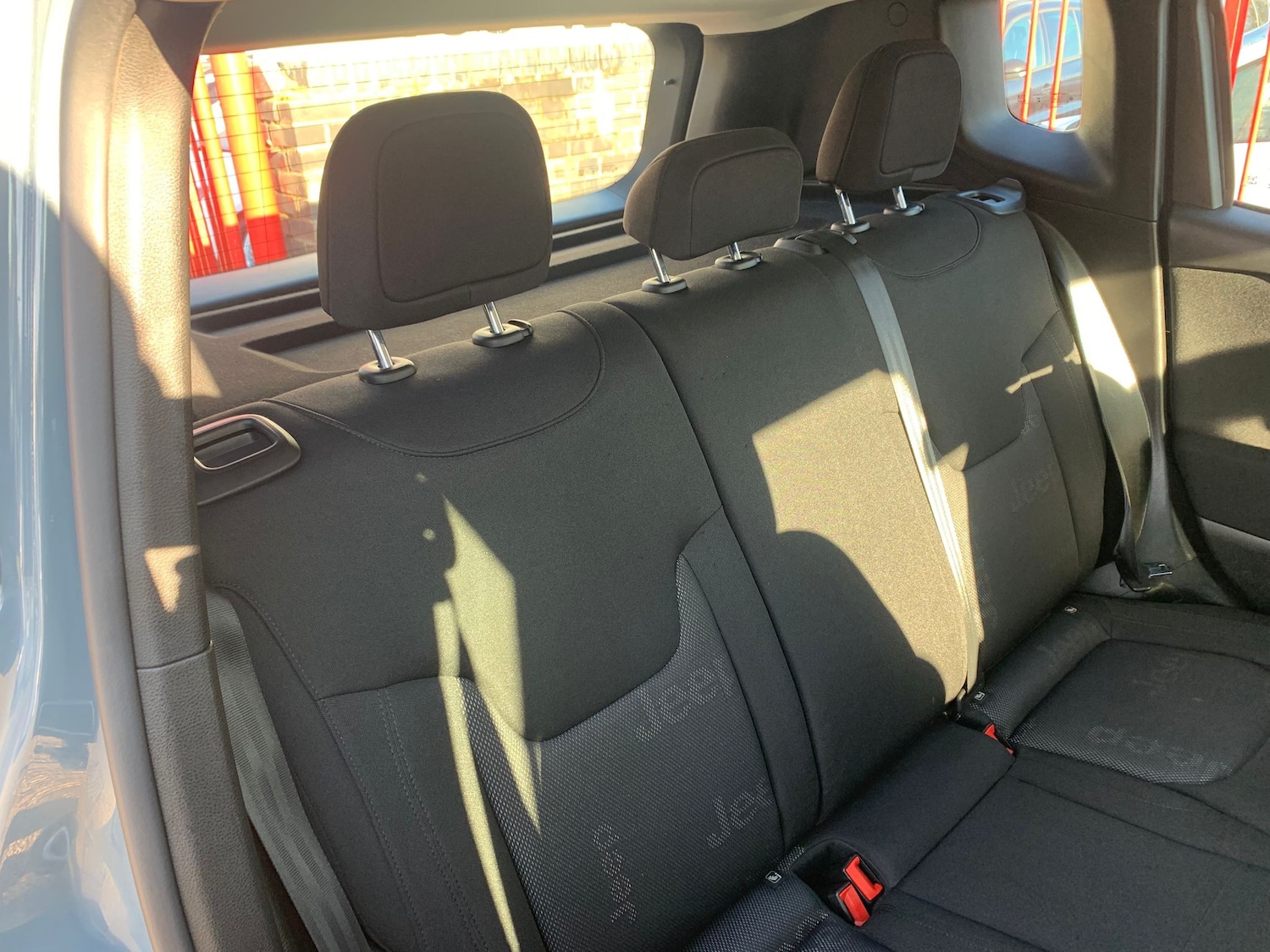Used Jeep Renegade 2018 for sale - 76706684: Photo 12