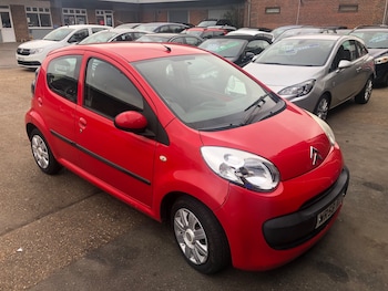 (58) - 1.0i Rhythm Hatchback 5dr Petrol Manual Euro 4 (67 ps)